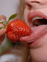 Strawberry KellyCake