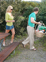 Kelly and Ryan have a picnic and run across Janet the leprechaun and find a pot of gold in her panties.