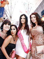 India Summer Pictures in Vegas Milf Vacation